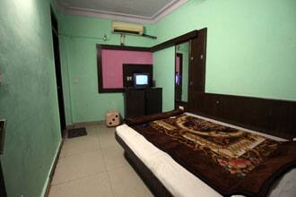 Hotel Royal Plaza, New Delhi 4